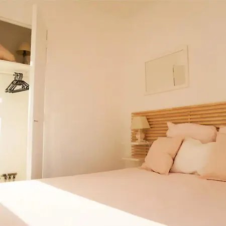 Bright In With Terrace Bormes-les-Mimosas